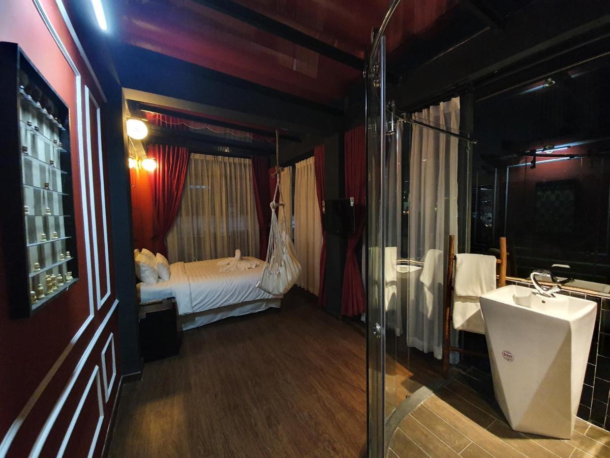 Diamond Rainbow - The Love Aparthotel City Centre ホーチミン市 エクステリア 写真